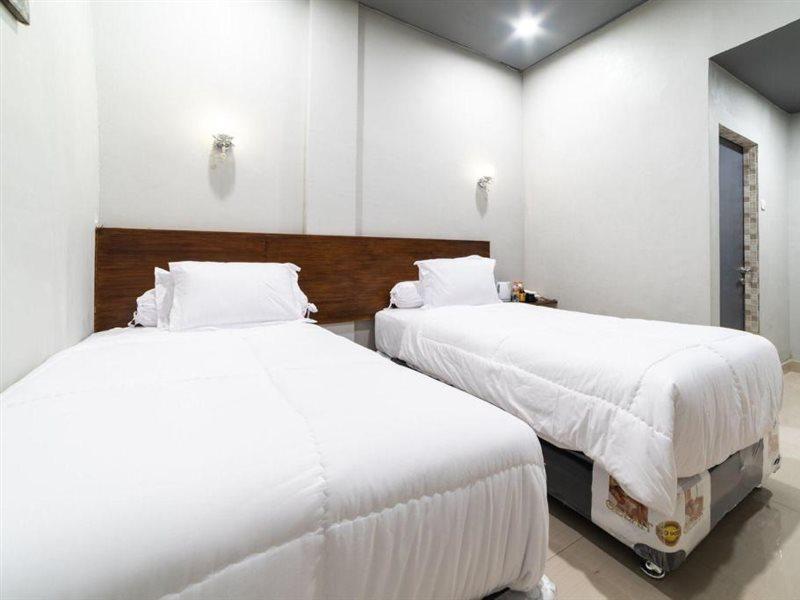 Glamour Hotel And Spa Медан Экстерьер фото