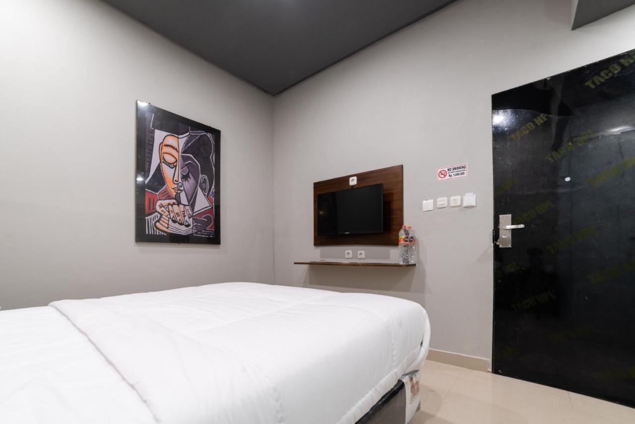 Glamour Hotel And Spa Медан Экстерьер фото
